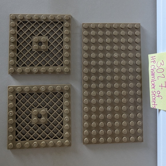 LEGO Harry Potter plates set of modified 8x8 with hole 4151 & 8x16 chamber tan - Picture 2 of 8